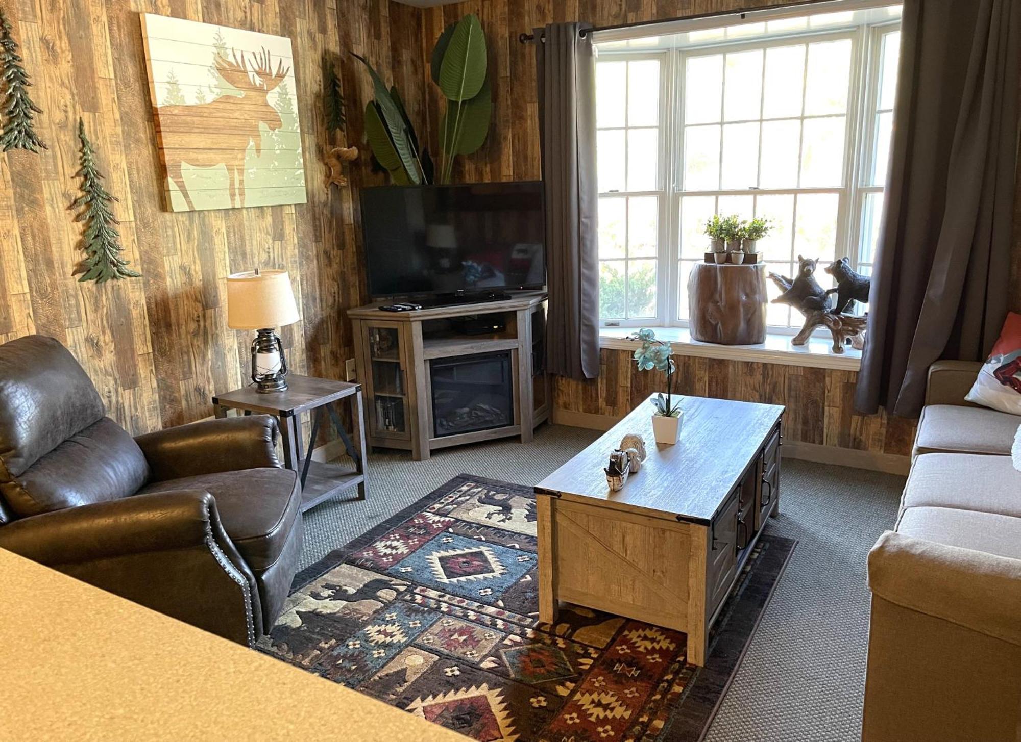 Gorgeous 1St Fl Mtn View Jiminy Suite Sleeps 4 Ski On Off Hancock Exterior photo